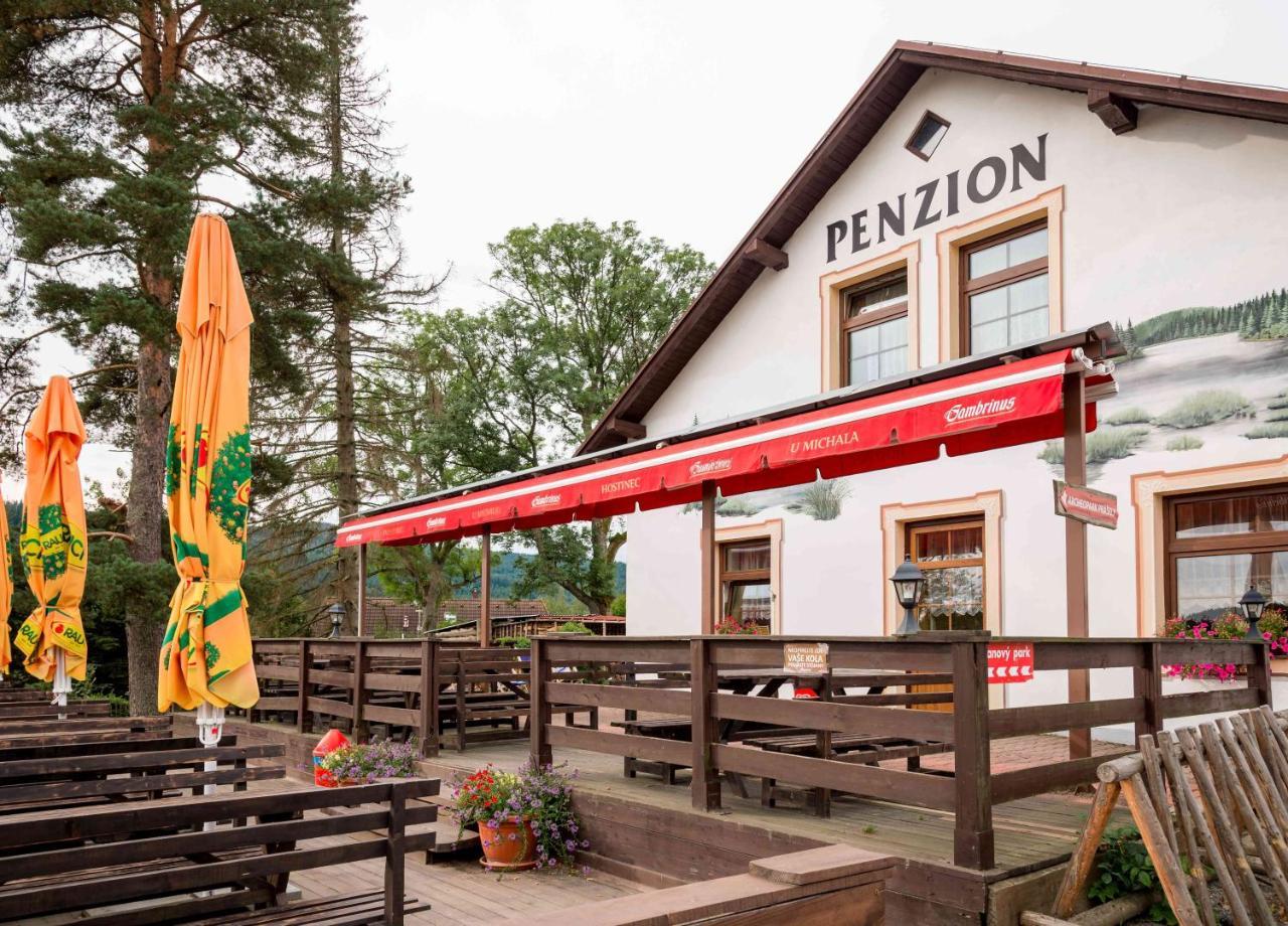 Penzion U Michala 프라실리 외부 사진